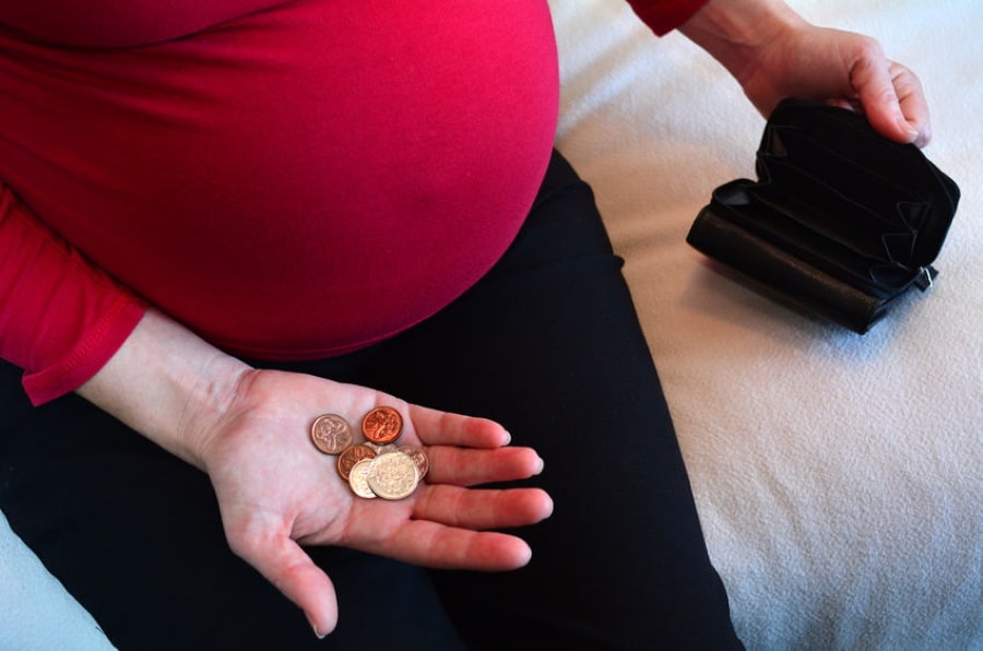 Claiming maternity pay